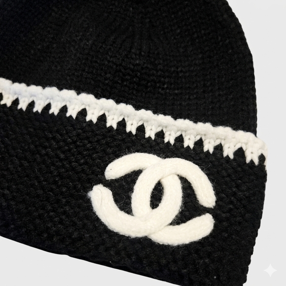 ✨CHANEL✨🖤🤍 Cashmere-Wool Black & White Knit Hat / Beanie - Picture 2 of 7